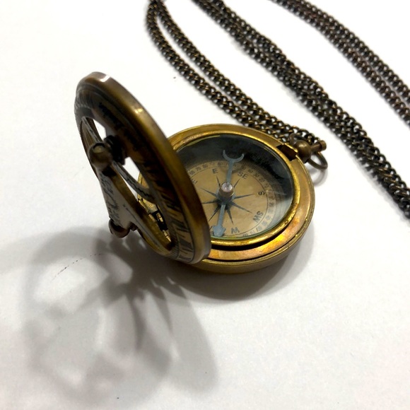 Brass sundial necklace with long chain atrached - Picture 4 of 4